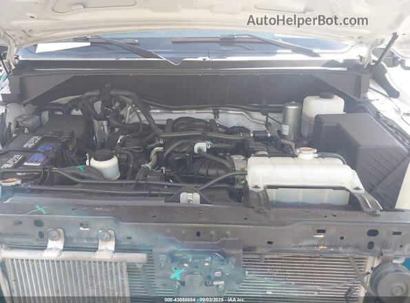 5BZAF0AA3MN850062 2021 NISSAN NV PASSENGER NV3500 HD White Widok z tyłu