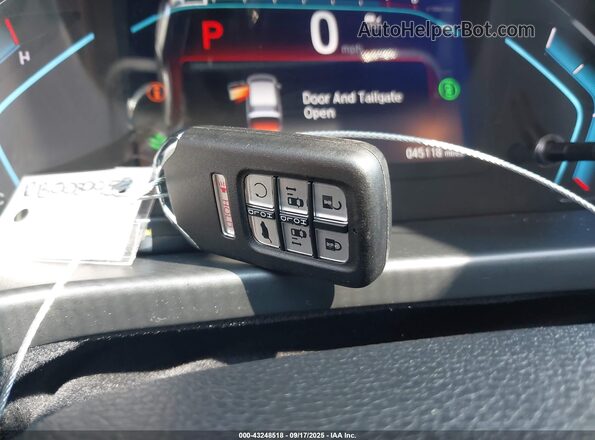5FNRL6H60RB008995 2024 HONDA ODYSSEY Silver Առջևի վահանակի տեսք