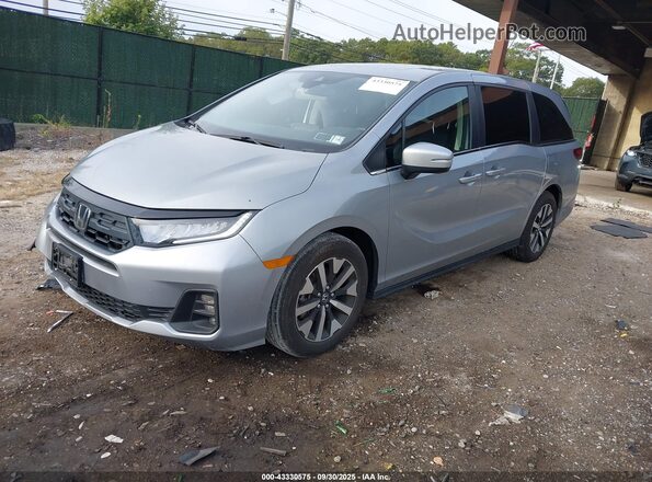 5FNRL6H60SB003317 2025 HONDA ODYSSEY Silver Przód lewy