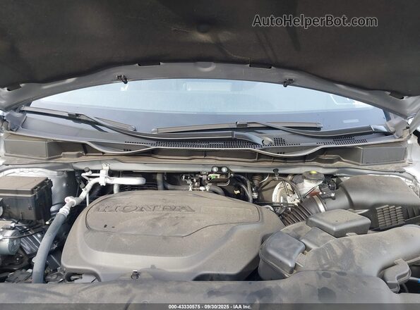 5FNRL6H60SB003317 2025 HONDA ODYSSEY Silver Widok z tyłu