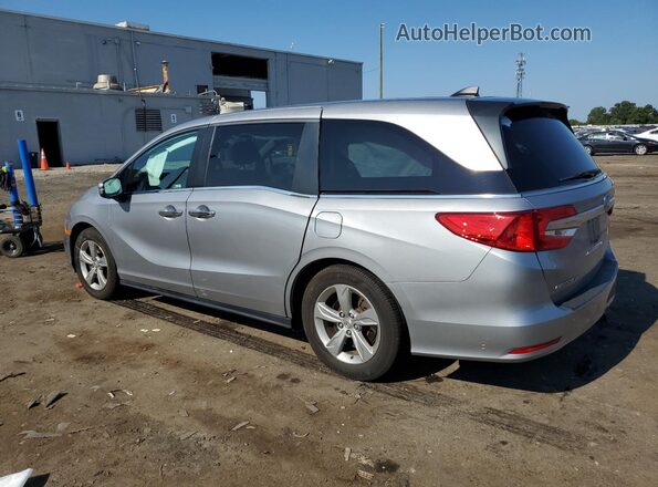 5FNRL6H72JB054924 2018 HONDA ODYSSEY Серебряный 