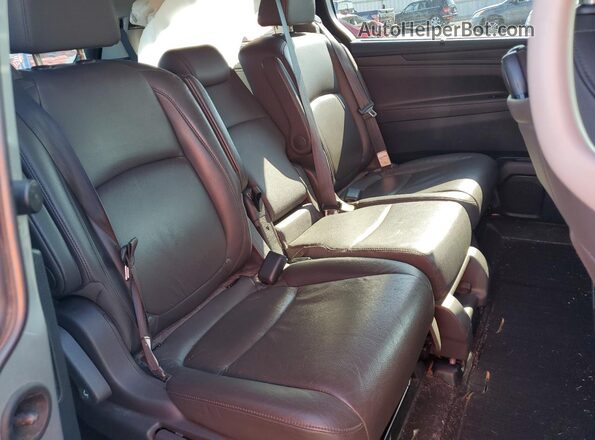 5FNRL6H72JB054924 2018 HONDA ODYSSEY Серебряный 