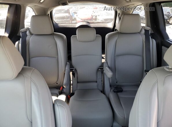 5FNRL6H72MB019725 2021 HONDA ODYSSEY Blue Rear seats view