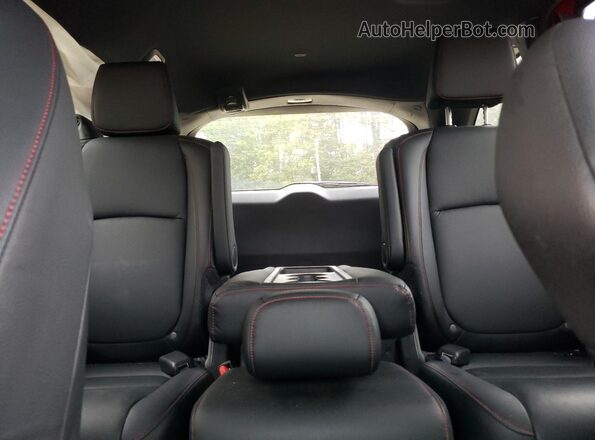 5FNRL6H72RB024625 2024 HONDA ODYSSEY Red Widok tylnych siedzeń