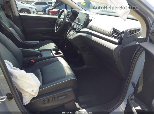 5FNRL6H82SB002011 2025 HONDA ODYSSEY Blue Vista interior delantera