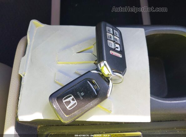 5FNRL6H90NB012422 2022 HONDA ODYSSEY White Вид панелі приладів