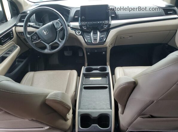 5FNRL6H93JB111116 2018 HONDA ODYSSEY White 