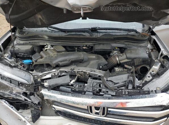 5FNYF5H15JB027337 2018 HONDA PILOT Silver 