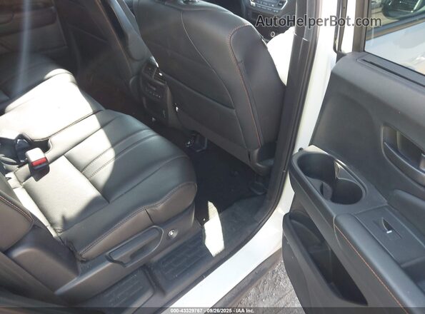 5FNYF6H89NB050628 2022 HONDA PILOT White Widok naklejki z numerem VIN