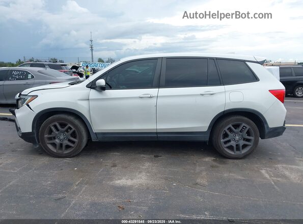 5FNYF7H53NB005258 2022 HONDA PASSPORT White სალონის 360-გრადუსიანი ხედი