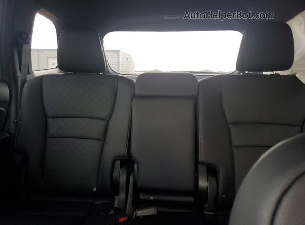5FNYF8H04MB024734 2021 HONDA PASSPORT Серый 