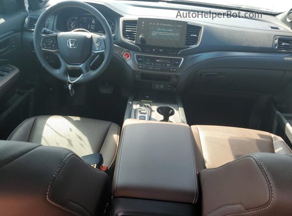 5FNYF8H54RB020153 2024 HONDA PASSPORT White Widok deski rozdzielczej
