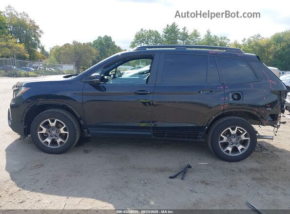 5FNYF8H69PB042641 2023 HONDA PASSPORT Black 