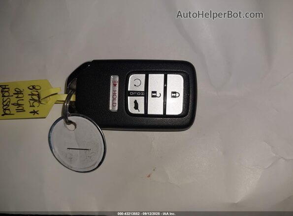 5FNYF8H91MB005668 2021 HONDA PASSPORT White Առջևի վահանակի տեսք