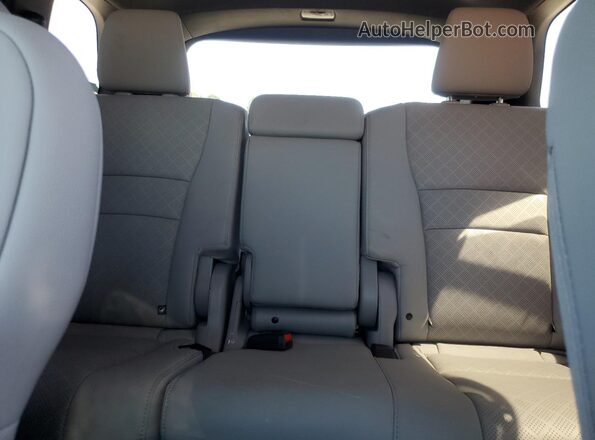 5FNYF8H93MB042303 2021 HONDA PASSPORT Gray Widok tylnych siedzeń