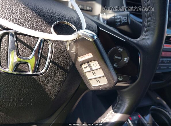 5FNYF8H95MB040164 2021 HONDA PASSPORT Gray Widok deski rozdzielczej