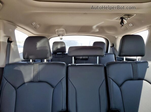 5FNYG1H77RB024994 2024 HONDA PILOT Black Vista de los asientos traseros