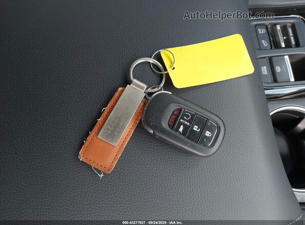 5FNYG2H76PB008790 2023 HONDA PILOT Серый Вид панели приборов