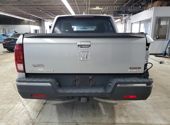 5FPYK3F19JB000717 2018 HONDA RIDGELINE Silver 