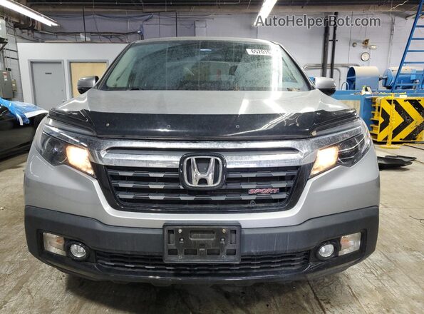 5FPYK3F19JB000717 2018 HONDA RIDGELINE Silver 