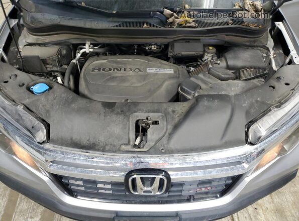 5FPYK3F19JB000717 2018 HONDA RIDGELINE Silver 