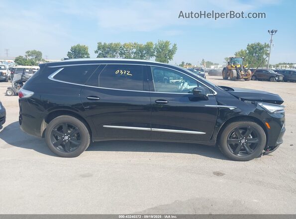 5GAEVAKW6PJ169265 2023 BUICK ENCLAVE Черный Вид задней части салона