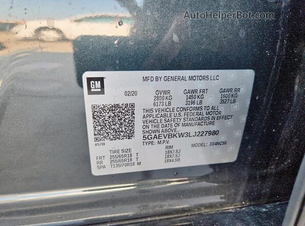 5GAEVBKW3LJ227980 2020 BUICK ENCLAVE Gray Widok naklejki z numerem VIN