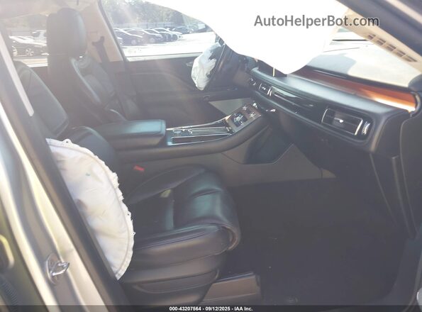 5LM5J7WC9LGL17616 2020 LINCOLN AVIATOR Silver 
