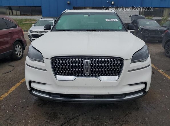 5LM5J7XC2NGL18009 2022 LINCOLN AVIATOR Белый 