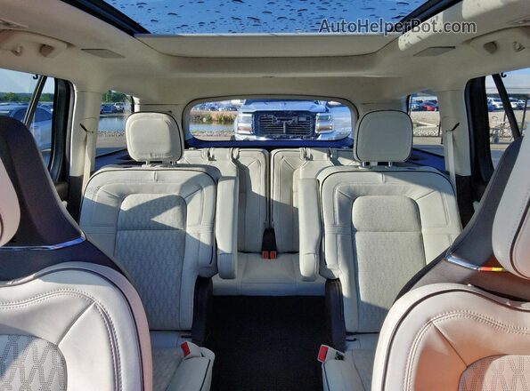 5LM5J9XC5NGL10837 2022 LINCOLN AVIATOR Gray უკანა სავარძლების ხედი