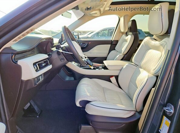 5LM5J9XC5NGL10837 2022 LINCOLN AVIATOR Gray წინა სალონის ხედი