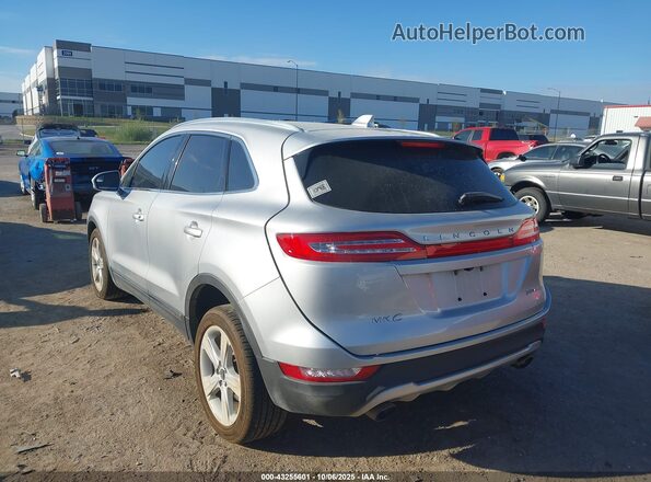 5LMCJ1D95HUL40251 2017 LINCOLN MKC Серебряный Задняя левая четверть