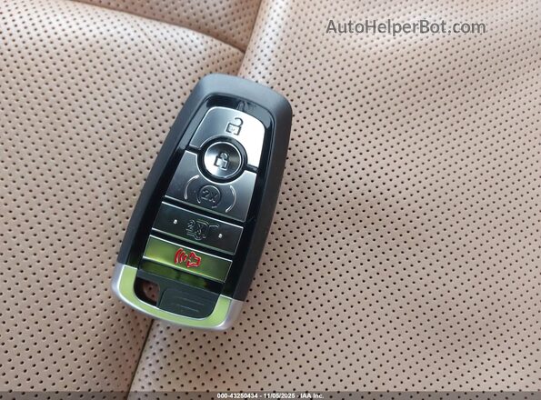5LMCJ2C90NUL16412 2022 LINCOLN CORSAIR Black Вид панелі приладів