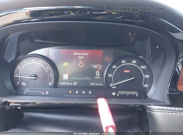 5LMCJ2D94LUL22774 2020 LINCOLN CORSAIR Silver Вид задніх сидінь