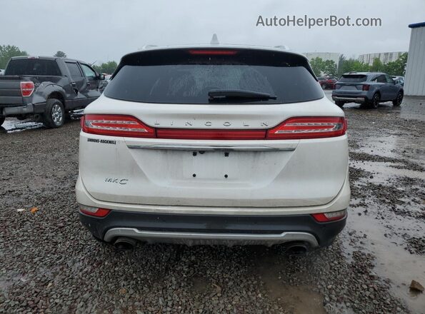 5LMCJ2D96KUL49506 2019 LINCOLN MKC White Vista trasera
