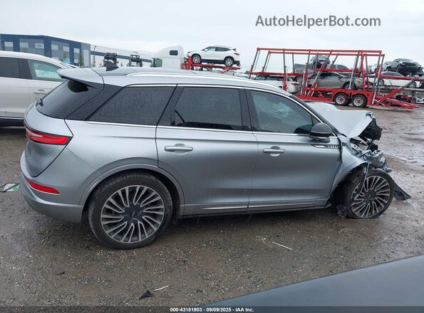 5LMCJ2DH9MUL24819 2021 LINCOLN CORSAIR Silver Սալոնի 360 աստիճան տեսք