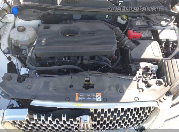 5LMCJ2DHXLUL22334 2020 LINCOLN CORSAIR White Вид ззаду