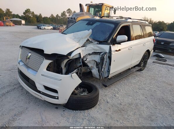 5LMJJ2KT9LEL10314 2020 LINCOLN NAVIGATOR White Առջևի ձախ երեք քառորդ տեսարան
