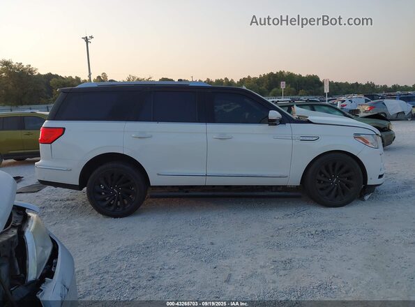 5LMJJ2KT9LEL10314 2020 LINCOLN NAVIGATOR White Սալոնի հետևի տեսք
