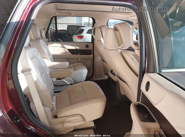5LMJJ2LT1JEL01716 2018 LINCOLN NAVIGATOR Burgundy Vista de la etiqueta del VIN