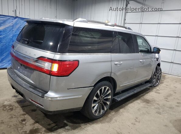 5LMJJ2LT1MEL01414 2021 LINCOLN NAVIGATOR Серебряный Задняя правая четверть