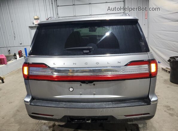 5LMJJ2LT1MEL01414 2021 LINCOLN NAVIGATOR Серебряный Вид сзади