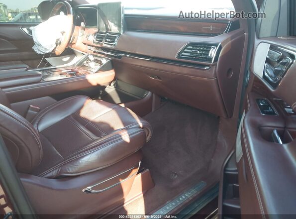 5LMJJ2TTXJEL03433 2018 LINCOLN NAVIGATOR Maroon Front interior view