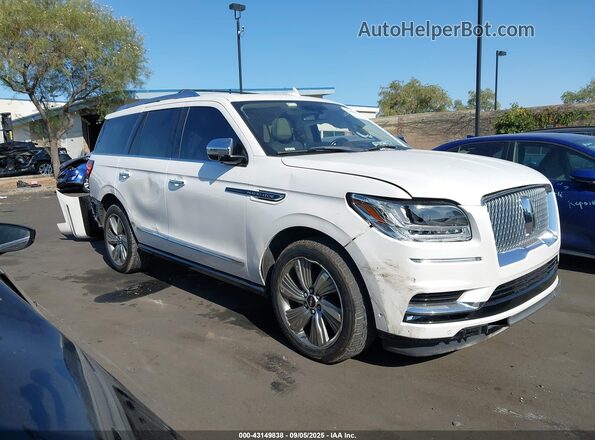 5LMJJ2TTXJEL06641 2018 LINCOLN NAVIGATOR Белый Панорамный вид салона 360°