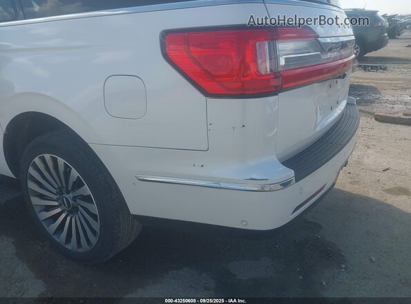 5LMJJ3LT0JEL08050 2018 LINCOLN NAVIGATOR L Белый Вид спереди
