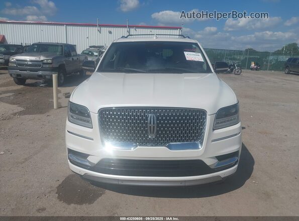 5LMJJ3LT0JEL08050 2018 LINCOLN NAVIGATOR L Белый Вид щитка приборов