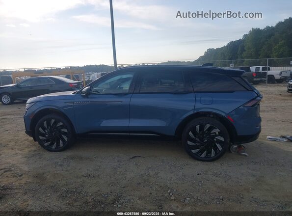 5LMPJ8K42SJ966186 2025 LINCOLN NAUTILUS Light Blue Панорамний вид салону 360°