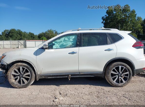 5N1AT2MT9LC800340 2020 NISSAN ROGUE White 360 interior view
