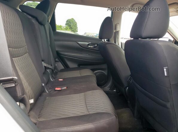 5N1AT2MV8LC817213 2020 NISSAN ROGUE Silver Rear interior view