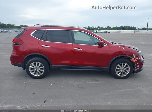 5N1AT2MVXJC803617 2018 NISSAN ROGUE Red Rear interior view